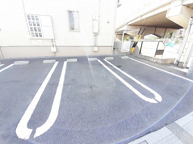 14/20 駐車場