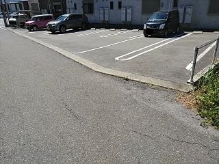 14/20 駐車場