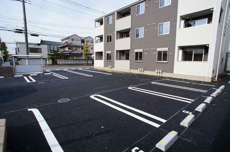 2/7 駐車場