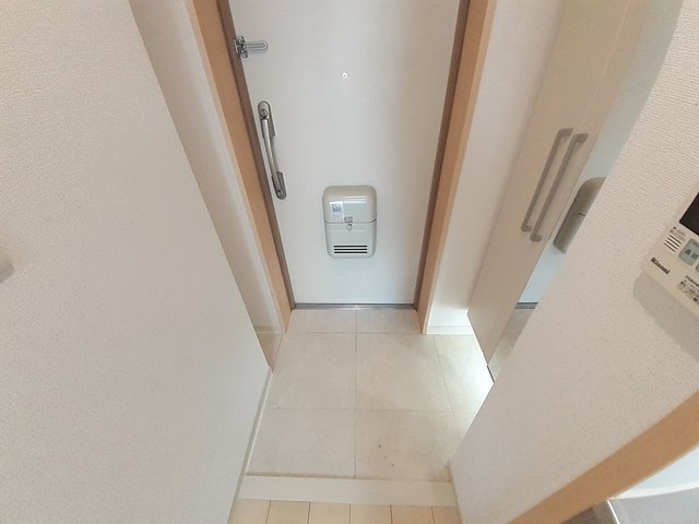 5/20 玄関