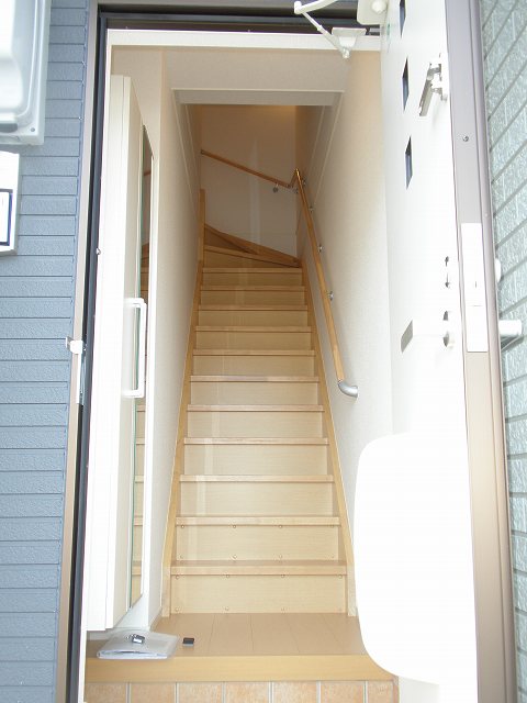 14/23 エントランス