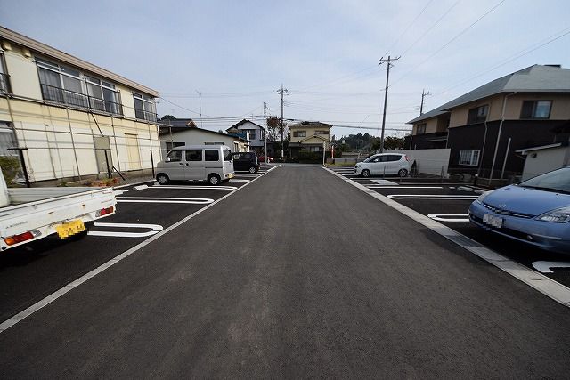 2/8 駐車場