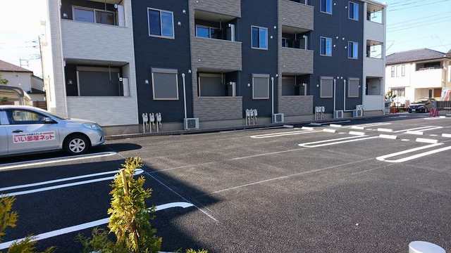 15/25 駐車場