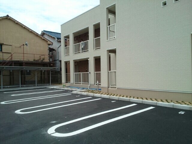 14/20 駐車場