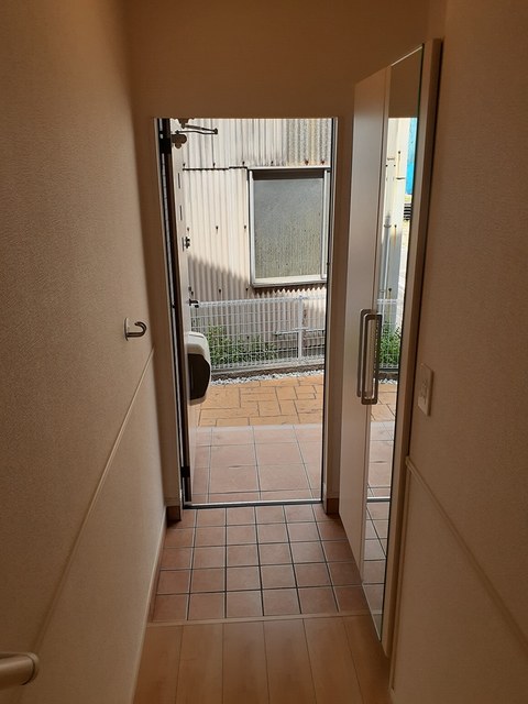6/23 玄関