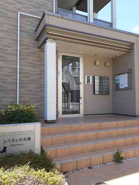 14/20 エントランス