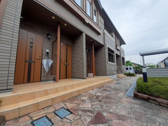 13/20 エントランス