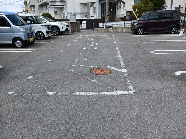 14/20 駐車場