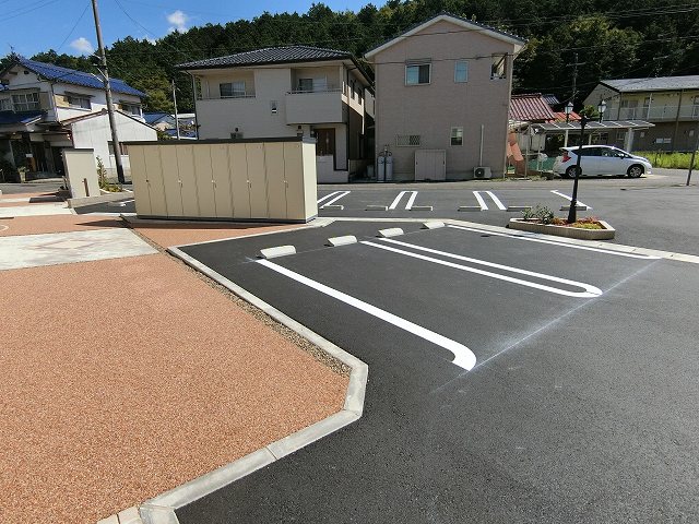 2/8 駐車場