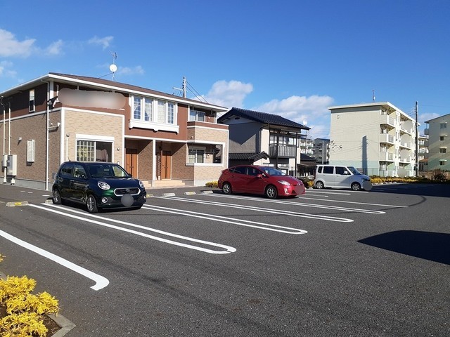 14/20 駐車場
