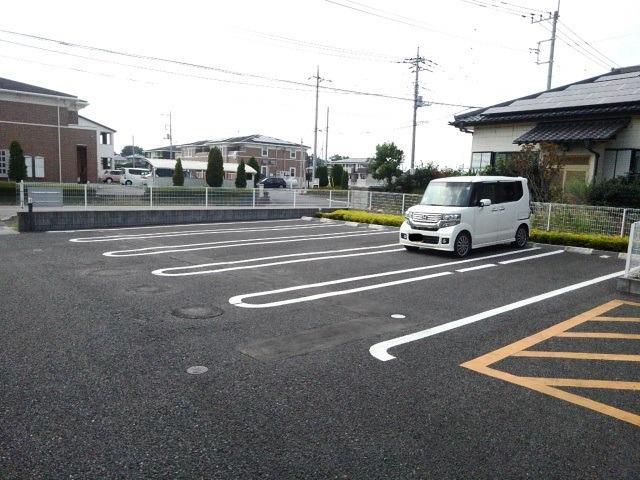 14/20 駐車場