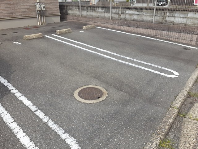 14/20 駐車場