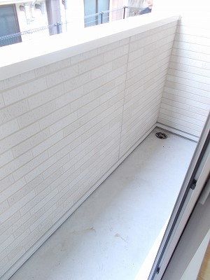 13/22 バルコニー