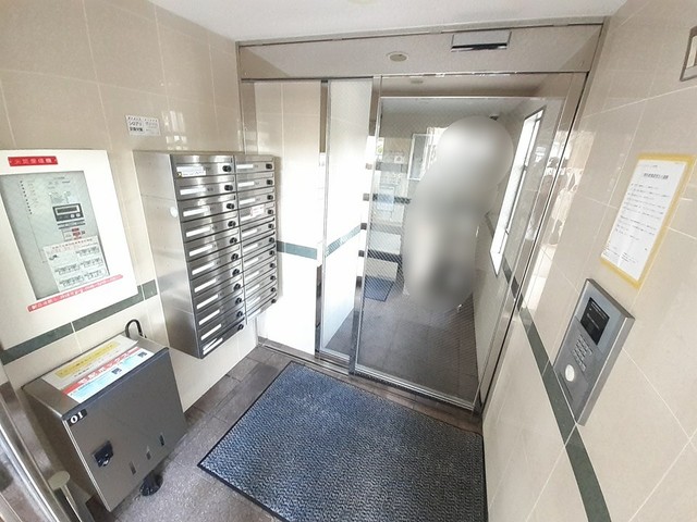 2/8 エントランス