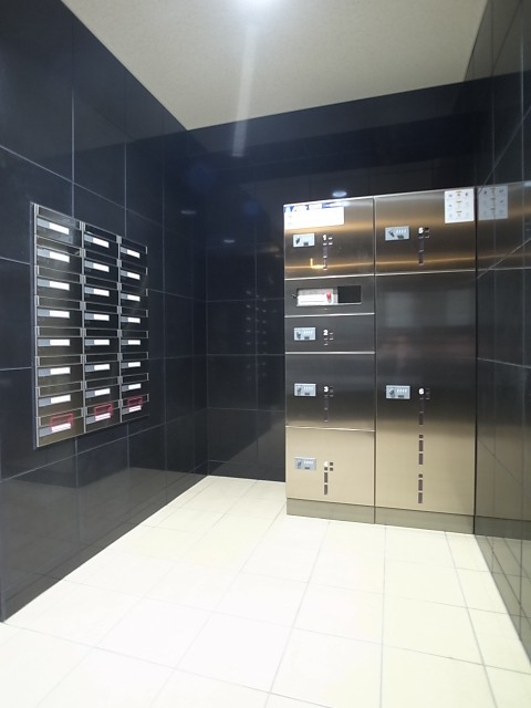 14/20 エントランス