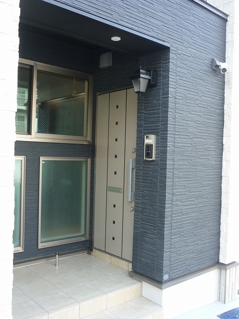 14/20 エントランス