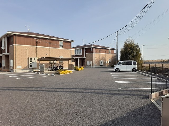14/20 駐車場