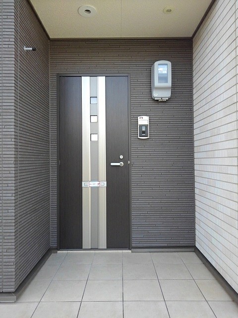 13/20 エントランス