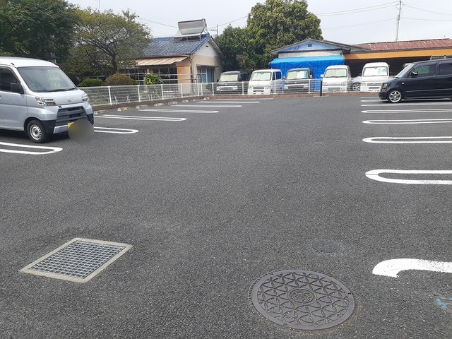 14/20 駐車場