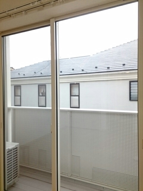 13/23 バルコニー