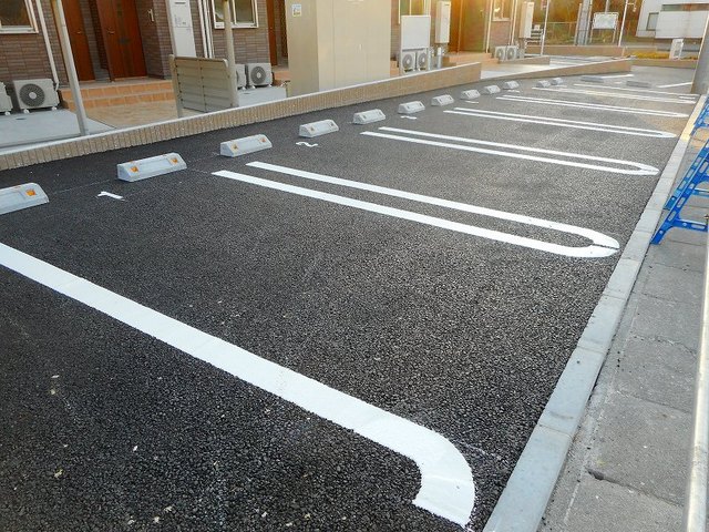 14/20 駐車場