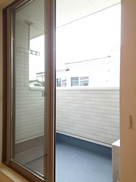 13/22 バルコニー