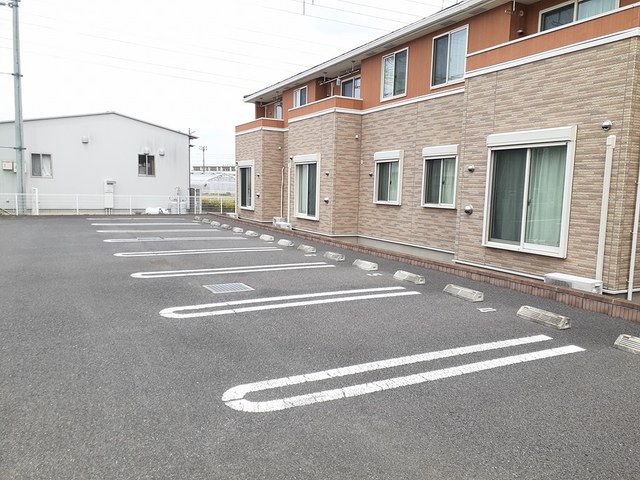 14/20 駐車場