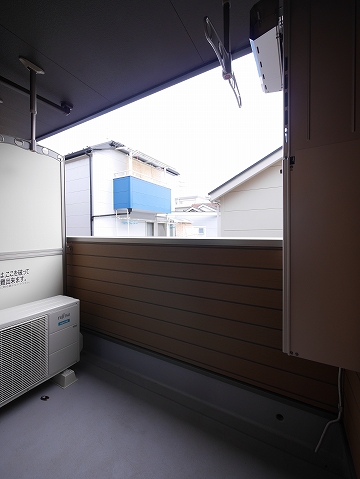 13/21 バルコニー