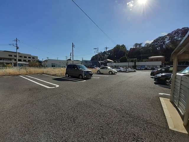 14/20 駐車場