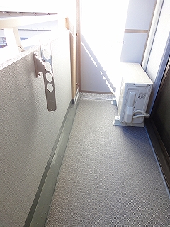 13/22 バルコニー