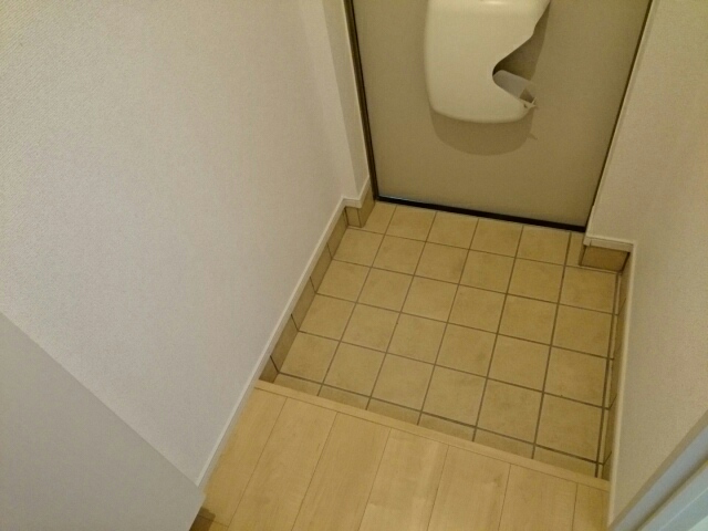6/20 玄関