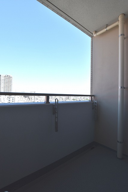 13/22 バルコニー