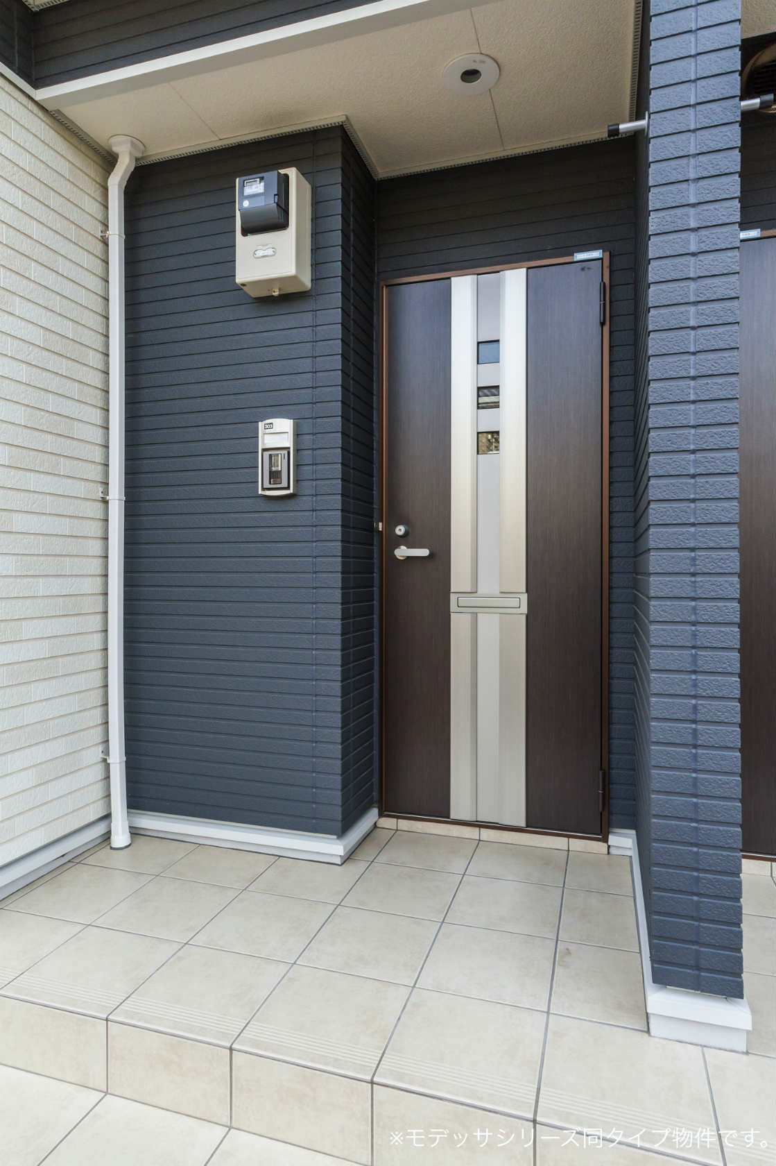 14/20 エントランス