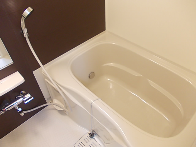 11/23 浴室