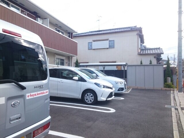 14/20 駐車場