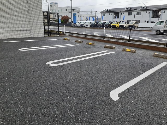 14/21 駐車場