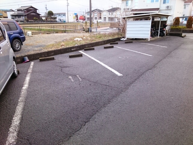 14/20 駐車場