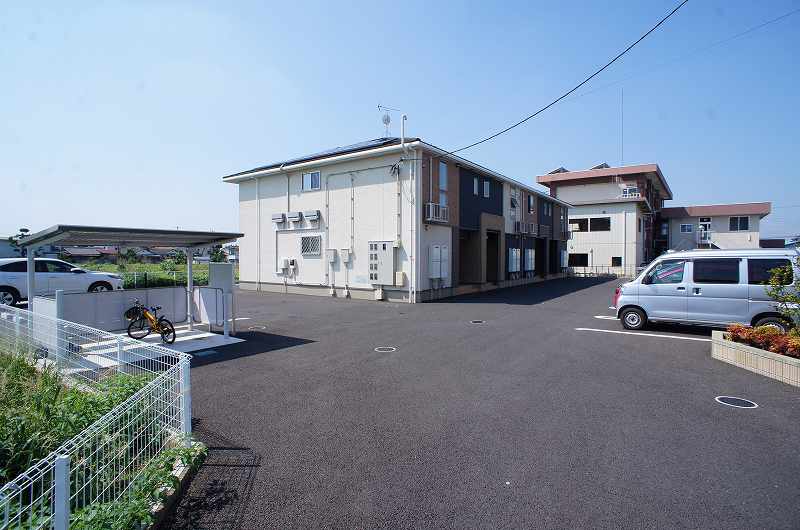 14/20 駐車場
