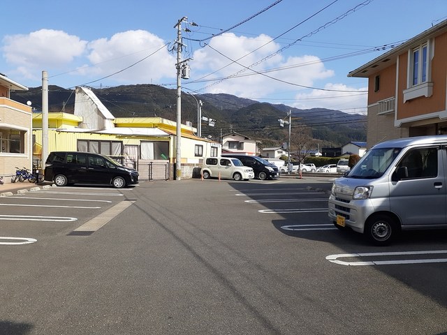 14/20 駐車場
