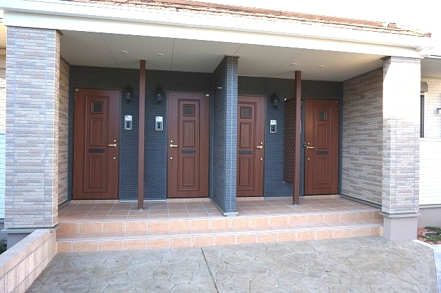 14/20 エントランス