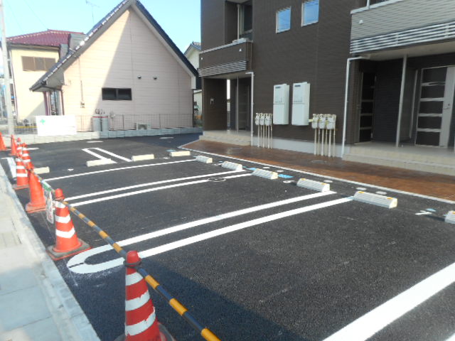 16/30 駐車場