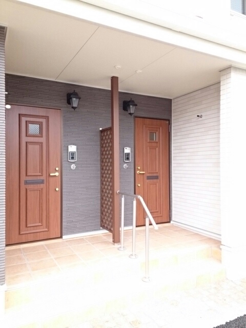 14/20 エントランス