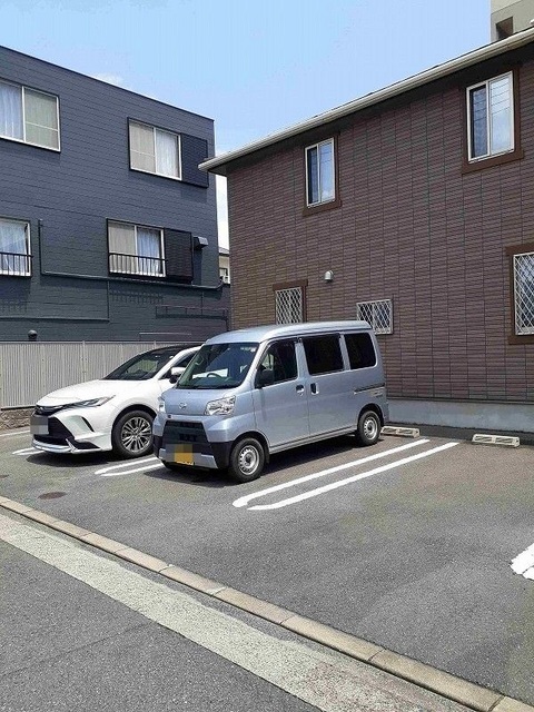 2/10 駐車場