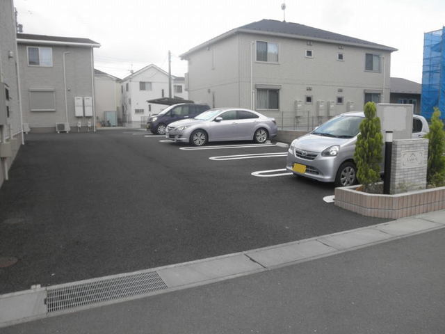 14/20 駐車場