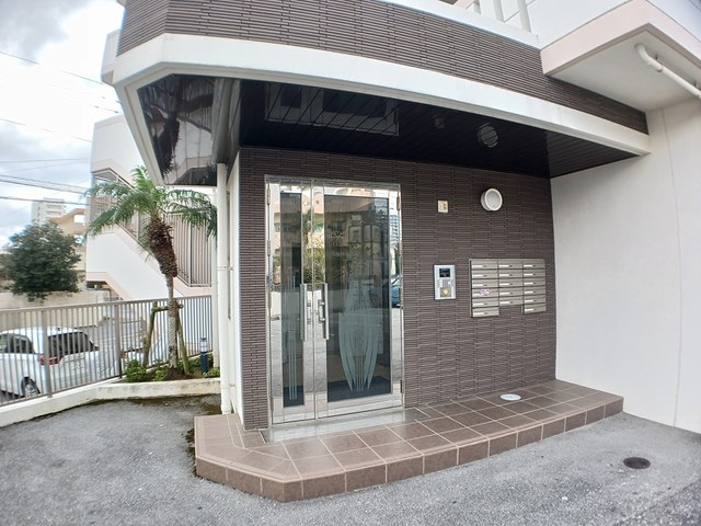 2/10 エントランス