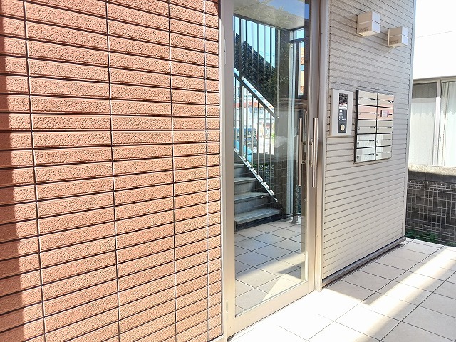 13/20 エントランス