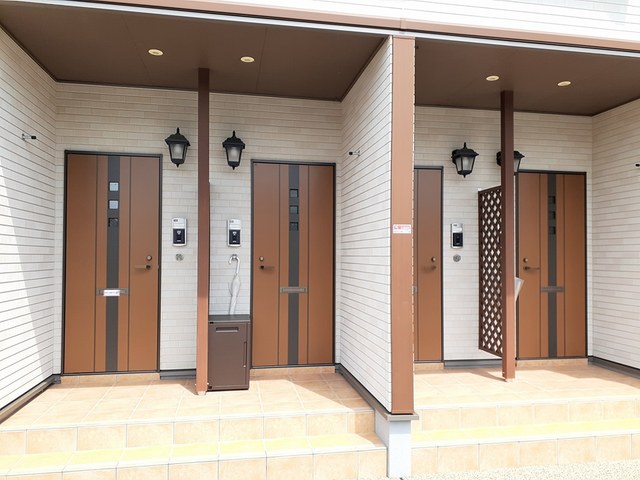 14/20 エントランス