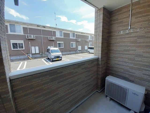 13/20 バルコニー