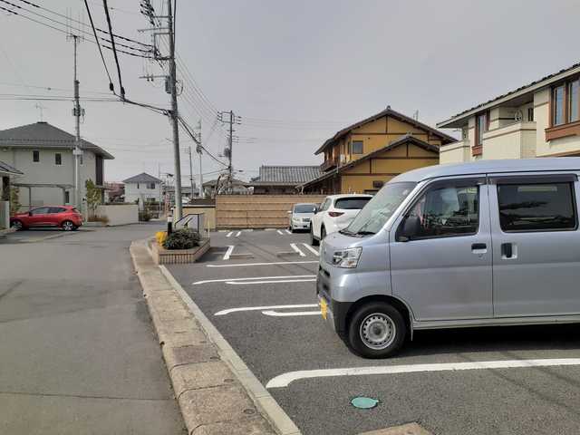 14/16 駐車場