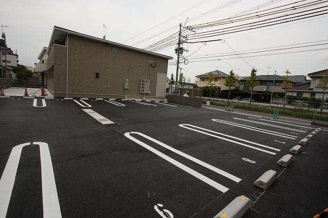 14/20 駐車場